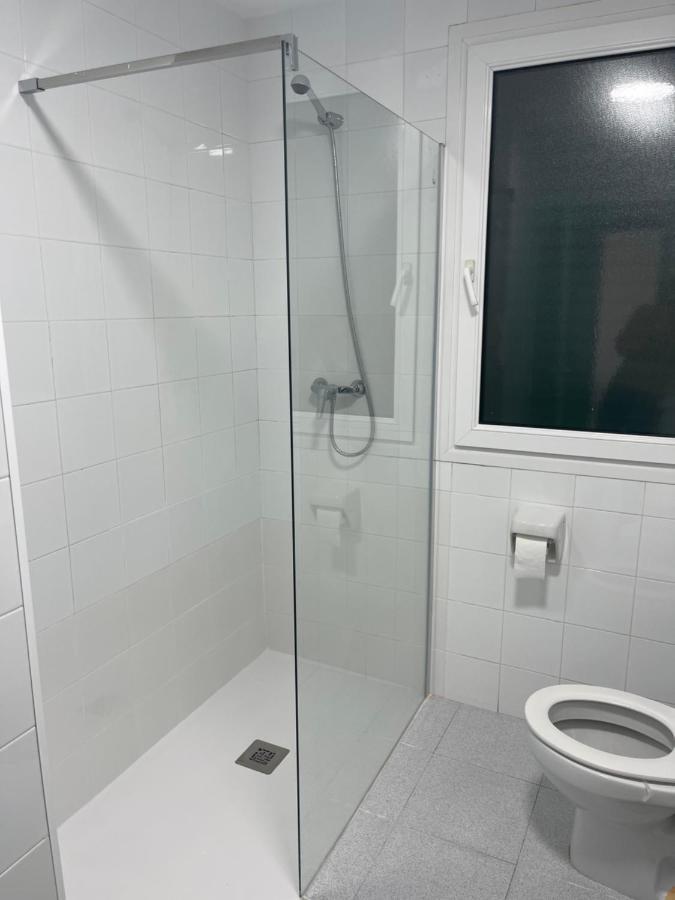 Aquamarine Sant Feliu En La Playa Con Patio Apartment ซานต์เฟลิอูเดกีโซลส์ ภายนอก รูปภาพ