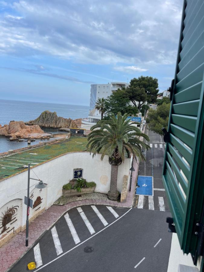 Aquamarine Sant Feliu En La Playa Con Patio Apartment ซานต์เฟลิอูเดกีโซลส์ ภายนอก รูปภาพ